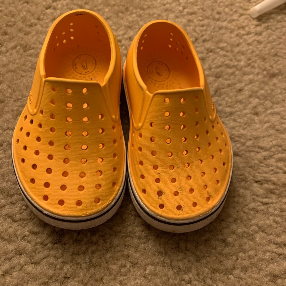 💛Native Shoes💛